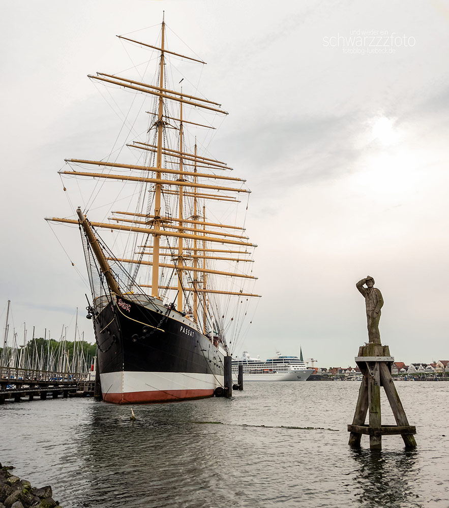 Die INSIGNIA und das Drumherum in Travemünde (20.5.2022)