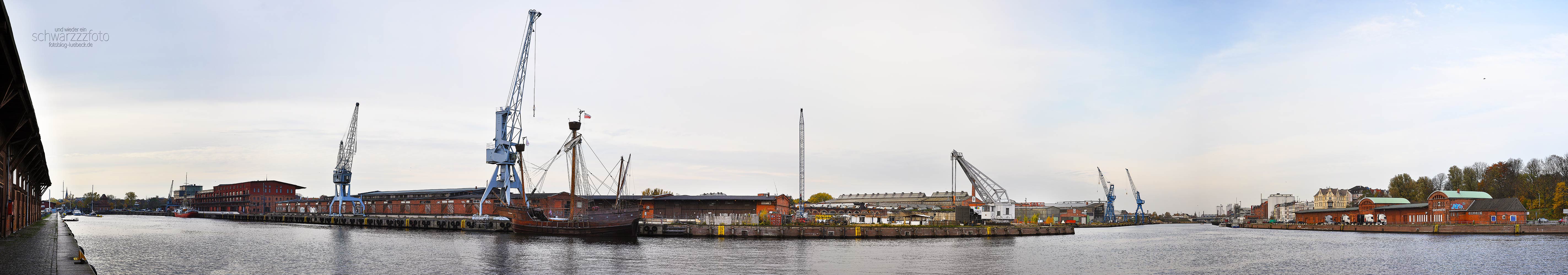 Hafen-Panorama-01-2010